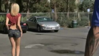 Teens Like It Big - Not so 'mini' putt! - 07/29/2008