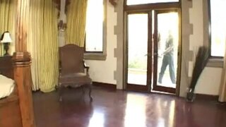 Mommy Got Boobs - Peeping Tom - 02/20/2009