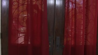 Mommy Got Boobs - This Vacuum Sucks And So Do I - 08/28/2009