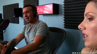 Real Wife Stories - Battle of the Daisies - 01/04/2010