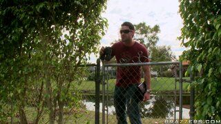 Mommy Got Boobs - Are Yoga Na Pay The Rent? - 03/19/2010