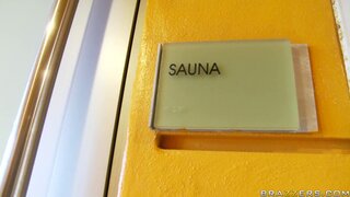 Day With A Pornstar - I Heart Emma - 03/20/2010