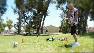 Big Tits In Sports - Eye on the Balls - 08/27/2010