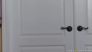 Pornstars Like it Big - Hotel Cockafornia - 04/04/2011