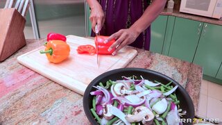 Real Wife Stories - Her Lonely Pussy - 11/28/2011