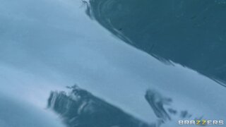 Baby Got Boobs - The Roxxx Box - 04/04/2012