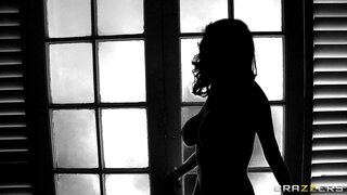 Milfs Like it Big - Boobies Over Broadway - 04/18/2012