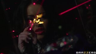 Big Tits at Work - Catch A Thief - 05/24/2012