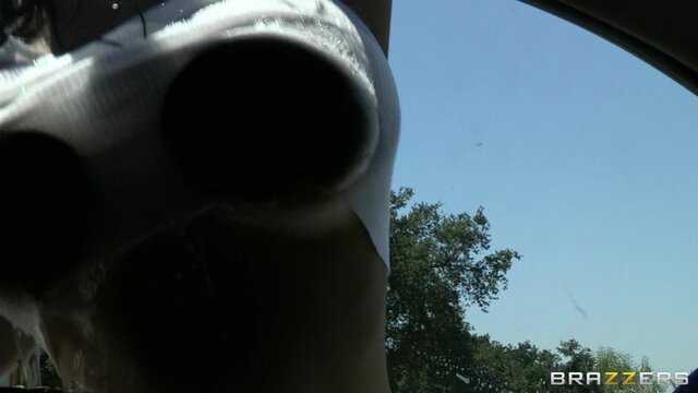Milfs Like it Big - Maxine X: Dominatrix - 08/08/2012