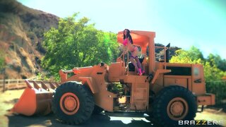 Big Wet Butts - Ass Under Construction - 10/19/2012