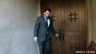 Shes Gonna Squirt - Breakfast Squirt Break - 01/10/2013