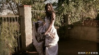 Baby Got Boobs - Love in the Mud - 03/13/2013