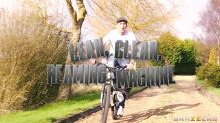 Milfs Like it Big - Lean, Clean, Reaming Machine - 03/20/2013