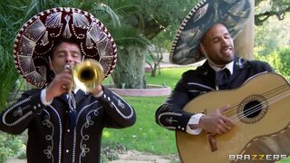 Pornstars Like it Big - Cinco de Sexo - 05/06/2013