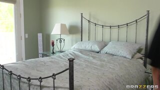Pornstars Like it Big - My Husband's Missing Out - 05/27/2013