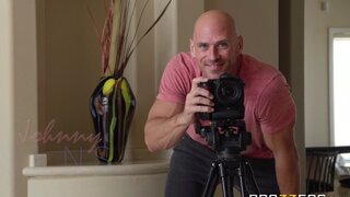 Real Wife Stories - The Wedding Photographer - 08/08/2014