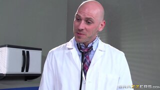 Doctor Adventures - No Hablas, No Problem! - 05/24/2015