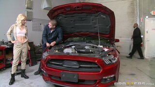 Big Tits at Work - Fuck Her Right In The Pussy - 07/02/2015