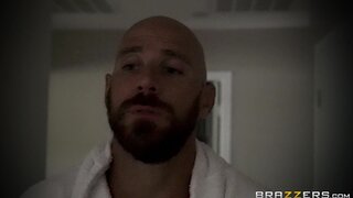 Brazzers Exxtra - Brazzers Heavenly Bodies - 09/17/2015