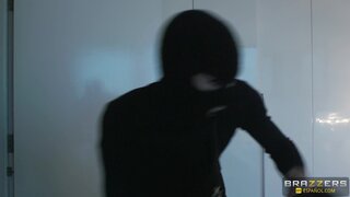 - Invasión en casa - 09/24/2015