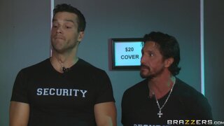 Real Wife Stories - Anything To Get In! - 12/19/2015