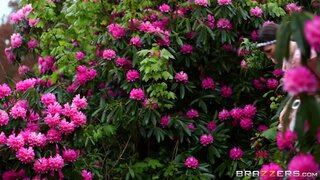 Baby Got Boobs - Downton Grabby 2 - 01/01/2016