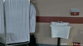 Doctor Adventures - Wet & Naughty Sponge Bath Party - 01/25/2016