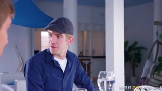 Teens Like It Big - The Teen in the Tub - 03/29/2017