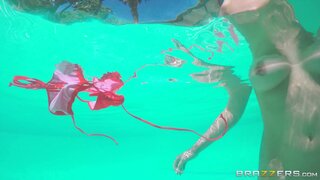 Baby Got Boobs - Locked Out - 05/01/2017