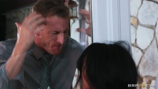 Brazzers Exxtra - Doggy Door - 06/07/2017