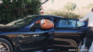 Baby Got Boobs - Pulled Over Pussy - 10/04/2017