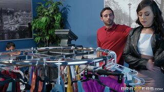 Big Butts Like It Big - Does This Make My Booty Look Big? - 01/31/2018