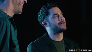Brazzers Exxtra - Happy Hour - 03/03/2018