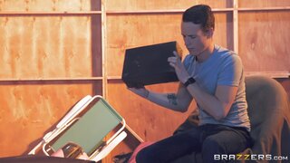Brazzers Exxtra - I Dream Of Gina - 04/16/2018