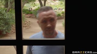 Big Butts Like It Big - The Cum-Soaked Gardener - 06/19/2018
