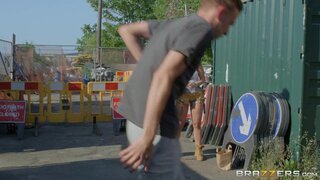 Brazzers Exxtra - Cock-Calling On The Job Site - 08/28/2018