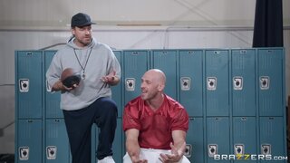 Pornstars Like it Big - Get Your Head In The Game - 10/04/2018