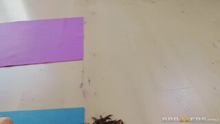 Brazzers Exxtra - Get Bent - 01/13/2019