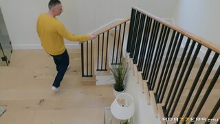 Real Wife Stories - Bush Is Better - 01/19/2019