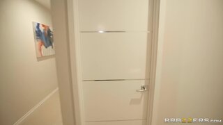 Milfs Like it Big - One Lucky Butler - 03/02/2019