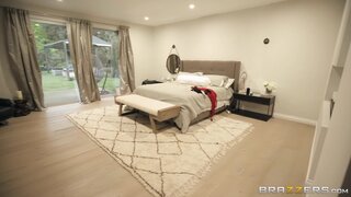 Milfs Like it Big - One Lucky Butler - 03/02/2019
